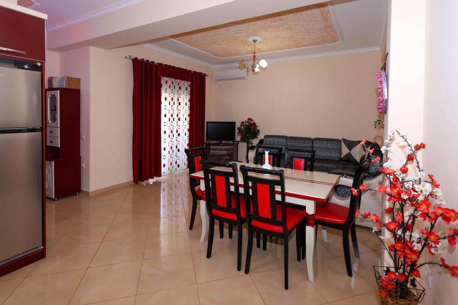 Rio'S Apartment เบราท ภายนอก รูปภาพ